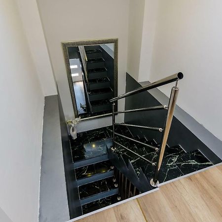 Superior Apartment Nike مْليني المظهر الخارجي الصورة