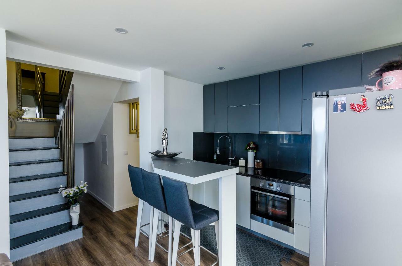 Superior Apartment Nike مْليني المظهر الخارجي الصورة