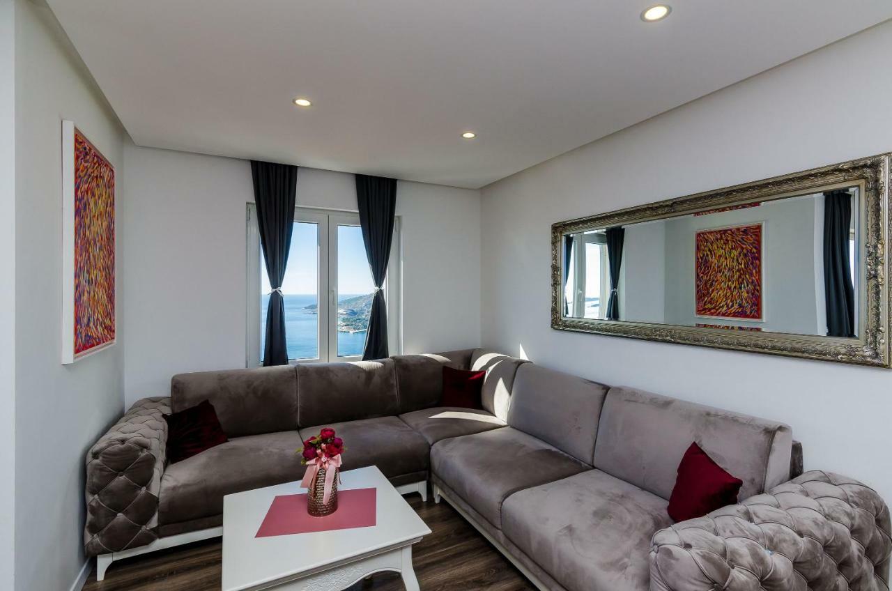 Superior Apartment Nike مْليني المظهر الخارجي الصورة