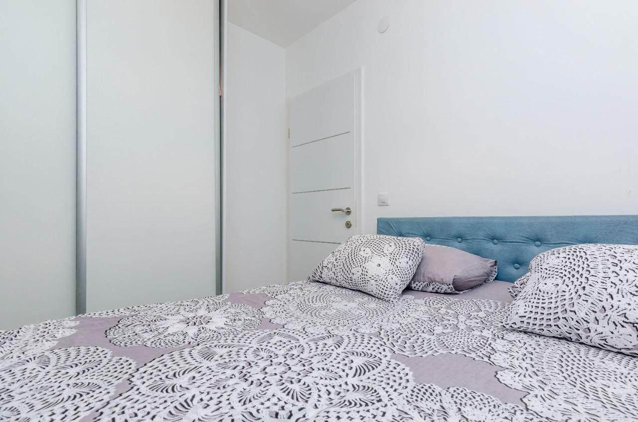 Superior Apartment Nike مْليني المظهر الخارجي الصورة